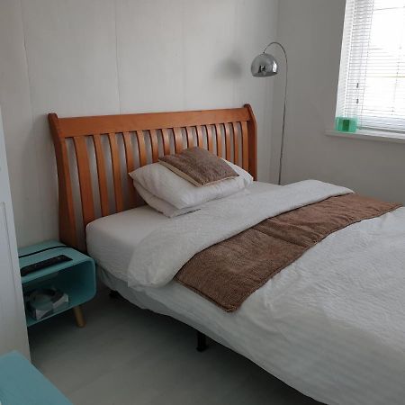 Tropical Garden Oasis Rooms เบอร์มิงแฮม ภายนอก รูปภาพ