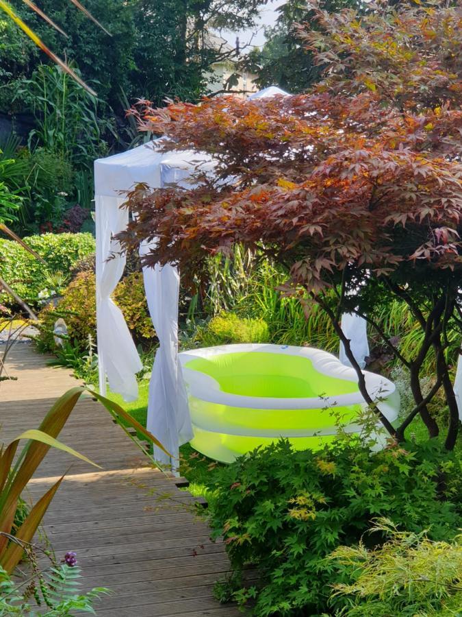 Tropical Garden Oasis Rooms เบอร์มิงแฮม ภายนอก รูปภาพ