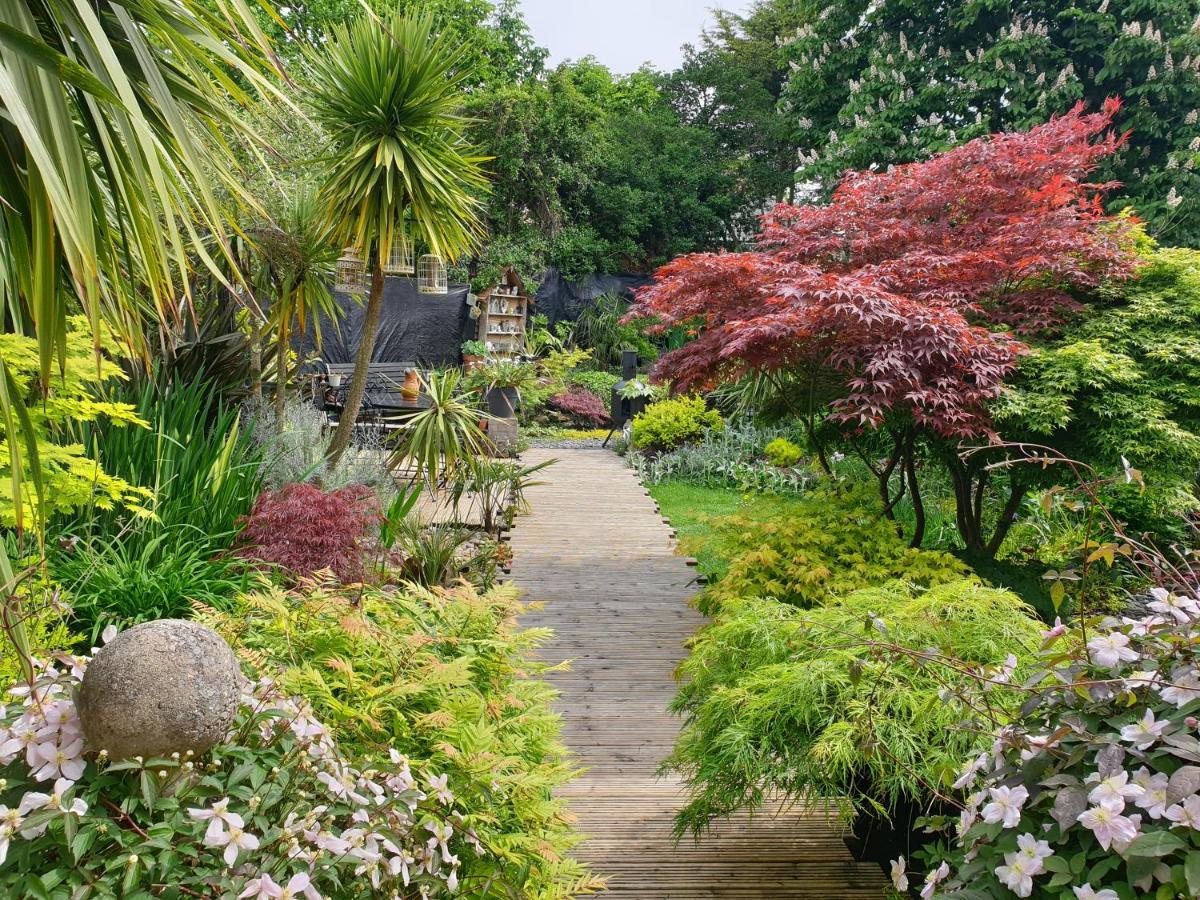 Tropical Garden Oasis Rooms เบอร์มิงแฮม ภายนอก รูปภาพ
