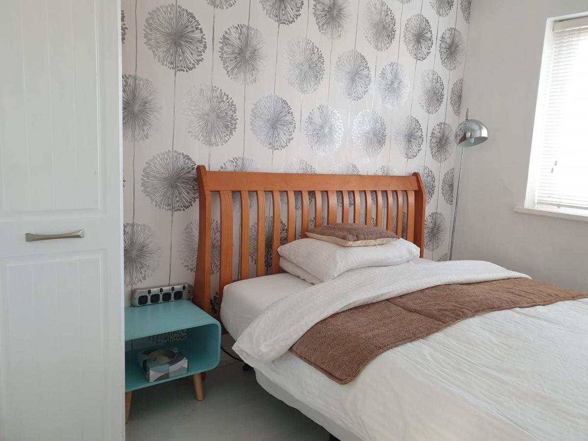 Tropical Garden Oasis Rooms เบอร์มิงแฮม ภายนอก รูปภาพ