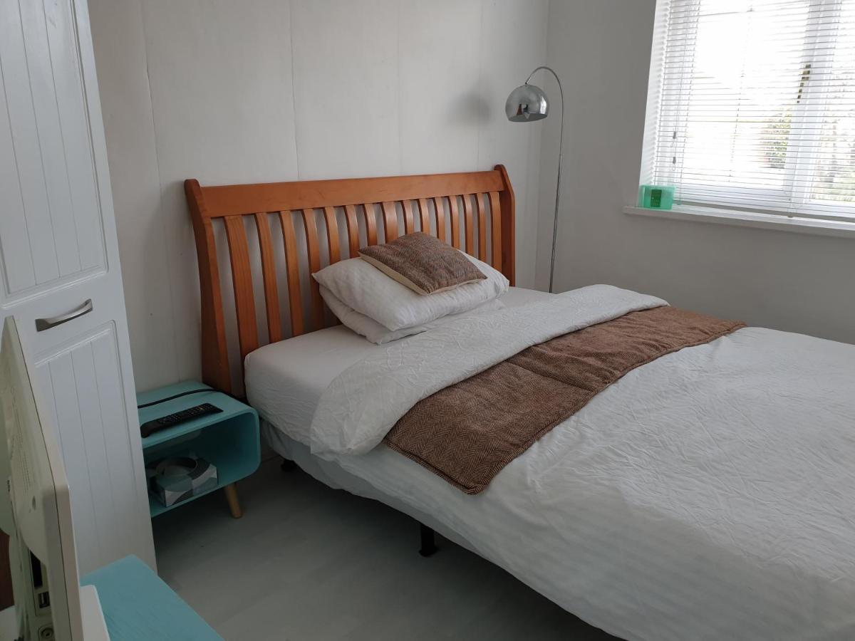 Tropical Garden Oasis Rooms เบอร์มิงแฮม ภายนอก รูปภาพ